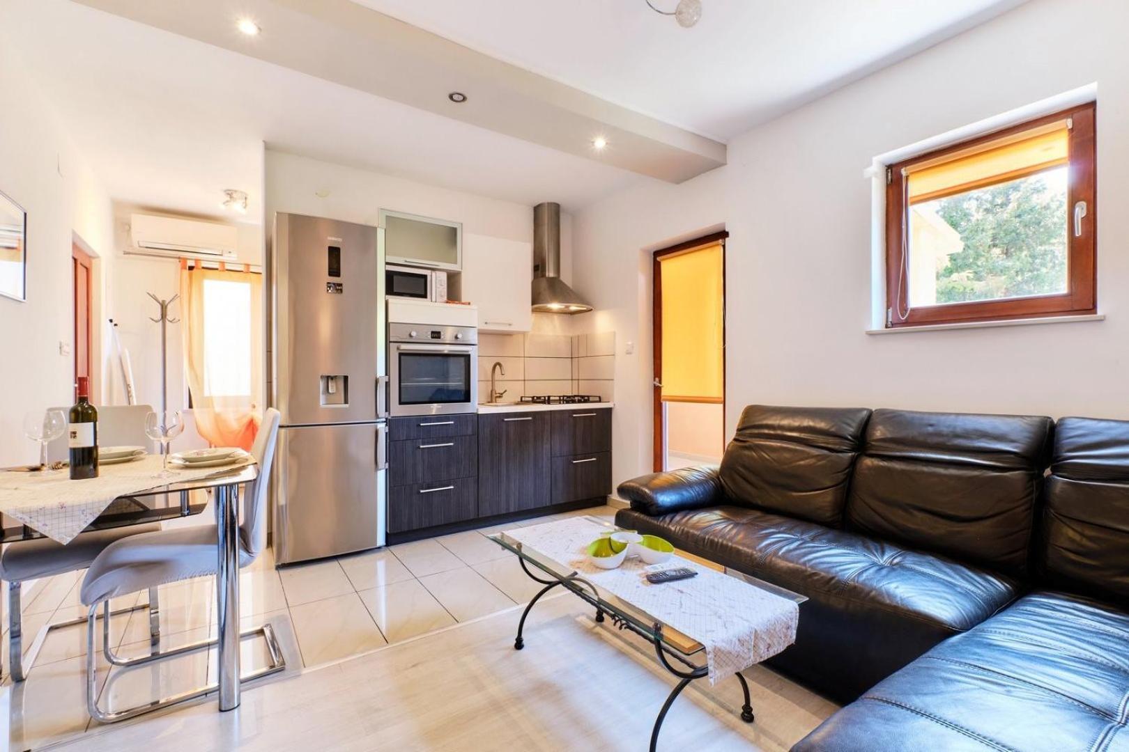 Apartments Ady Mali Losinj Exterior photo